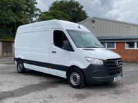 MERCEDES-BENZ SPRINTER